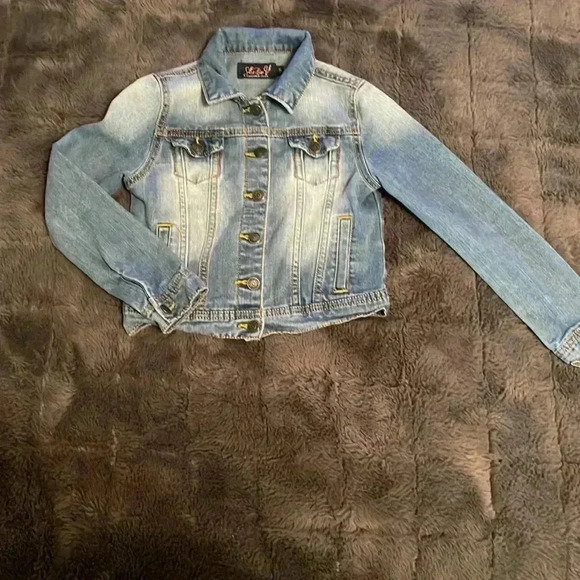 💙 Rhinestone Jean jacket - Picture 3 of 10